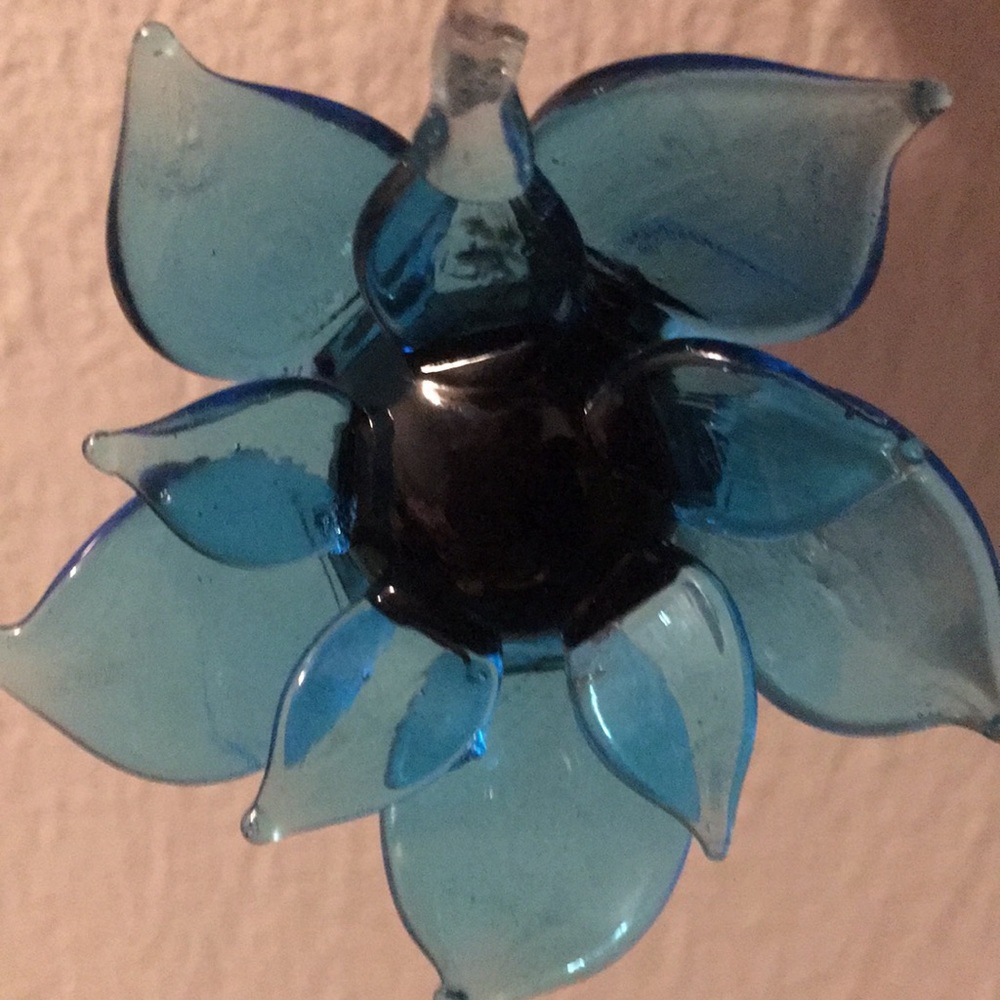 🟣Blue and black flower pendant, Blue Moon Beads, lampworked glass 56 x 55mm